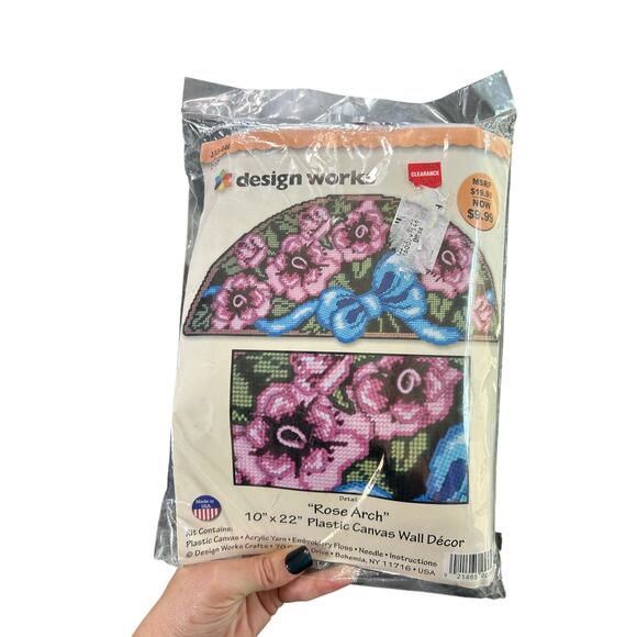 Vtg Plastic Canvas- Floral Rose Arch Design- Unopened- 10x22"- Cottagecore - Picture 3 of 5